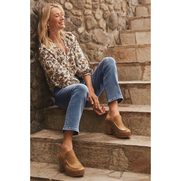 Evereve Fharety Floral Top Size Small - Picture 6 of 12